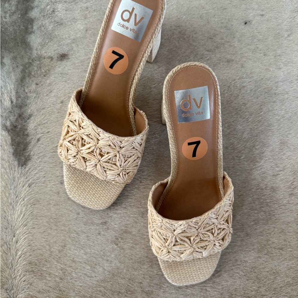 DV Dolce Vita Honey Sandals 7 NWOB - Picture 4 of 5